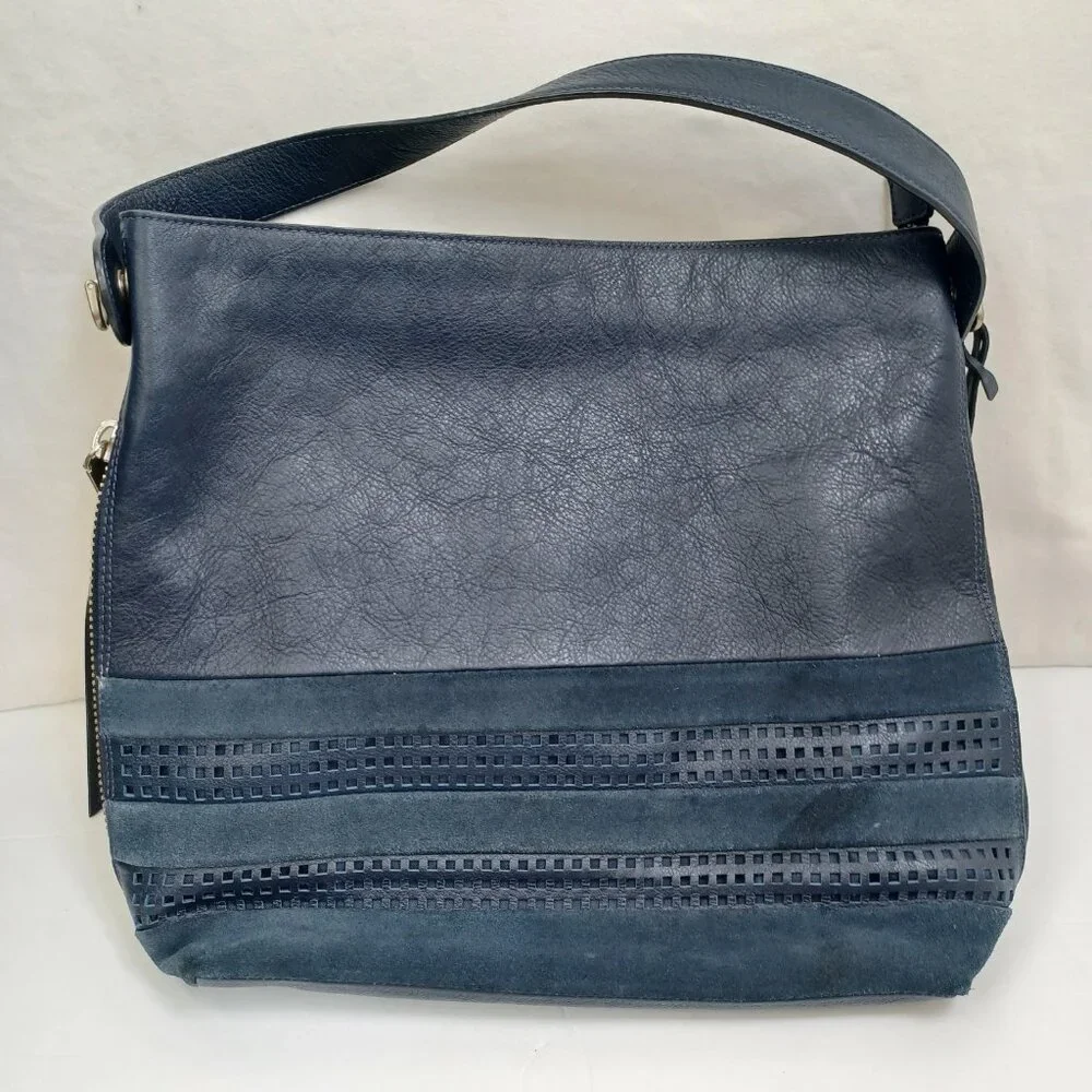 Fossil Bag Navy Blue Leather and Suede Zip Top‎ Hobo Shoulder Bucket Bag